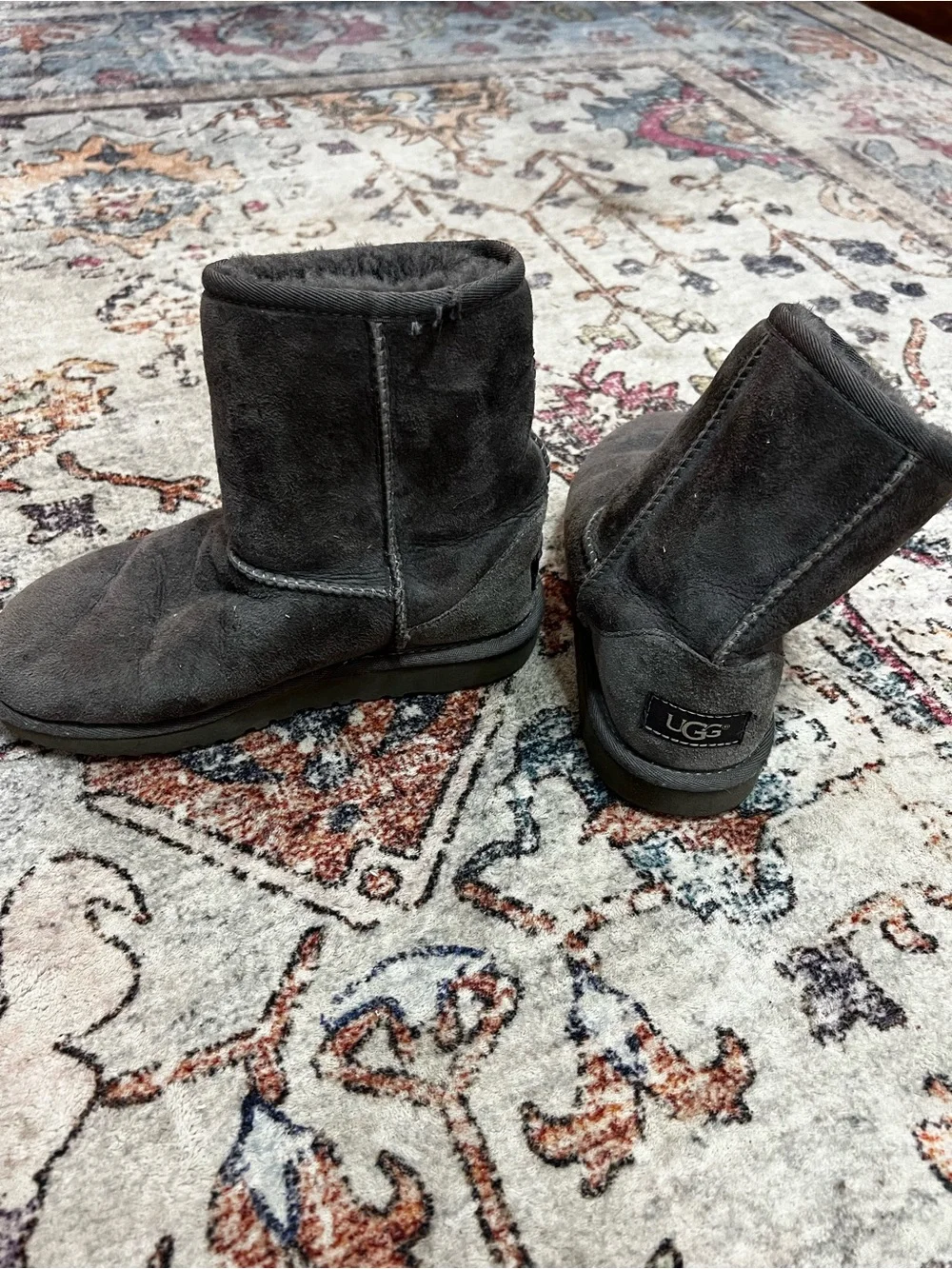 UGG Kids Short Shearling Boots in Charcoal Gray